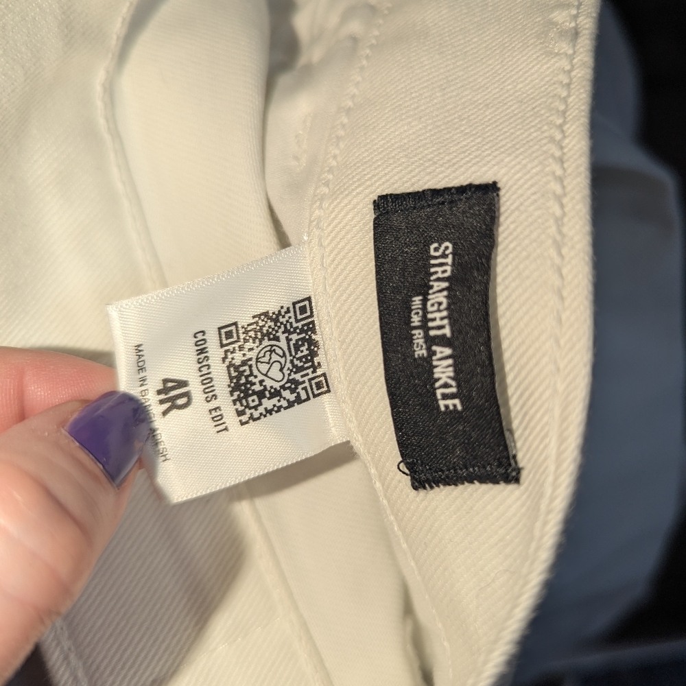 4R NWT Express Straight Ankle High Rise White Jeans - Picture 5 of 6